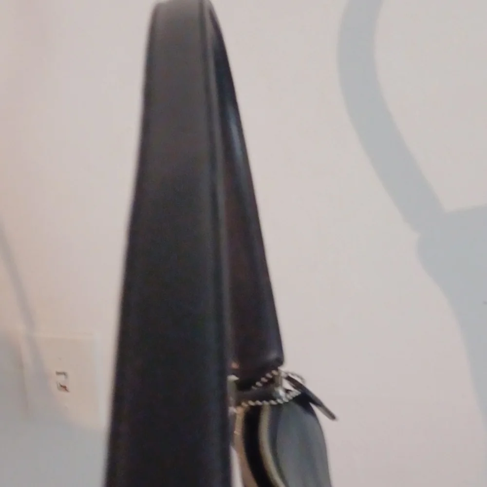 Vintage Black Coach Shoulder bag - Picture 10 of 16